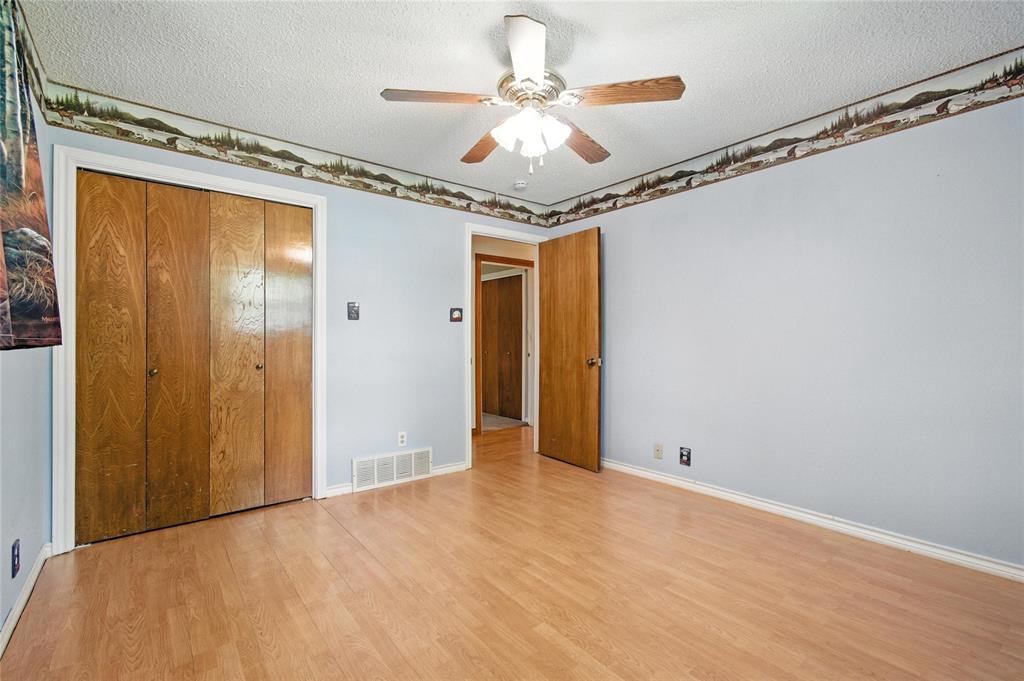 Lakebreeze Estate - Residential