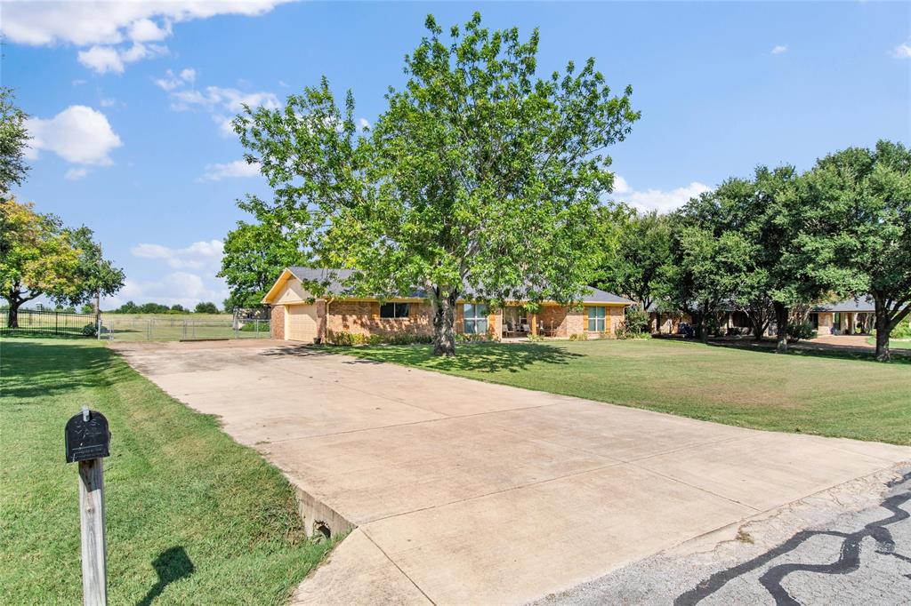 Lakebreeze Estate - Residential