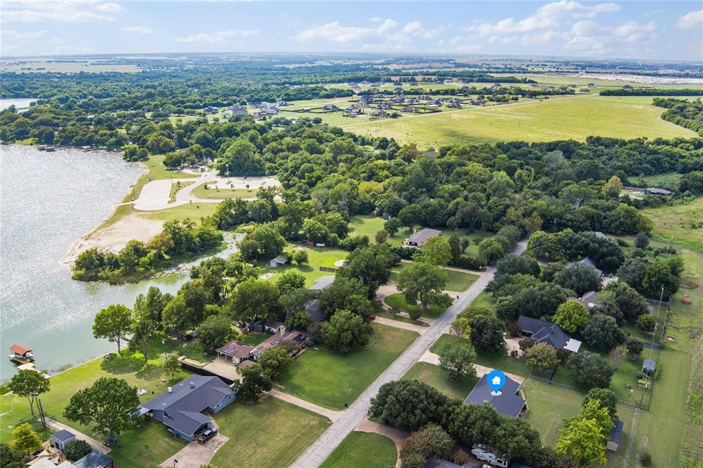 Lakebreeze Estate - Residential