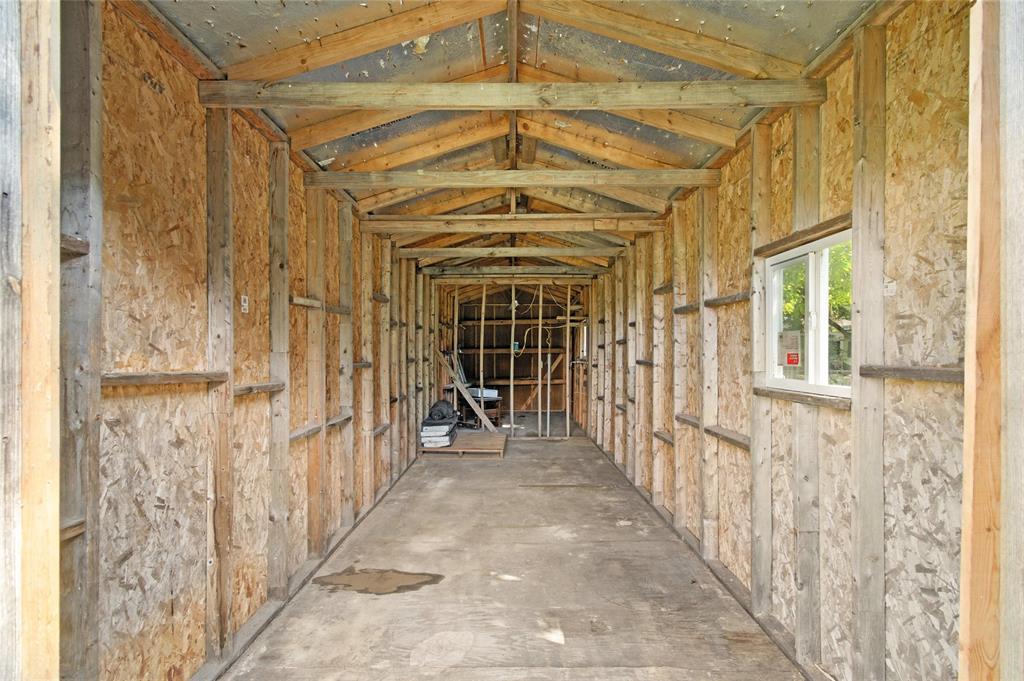 Lakebreeze Estate - Residential