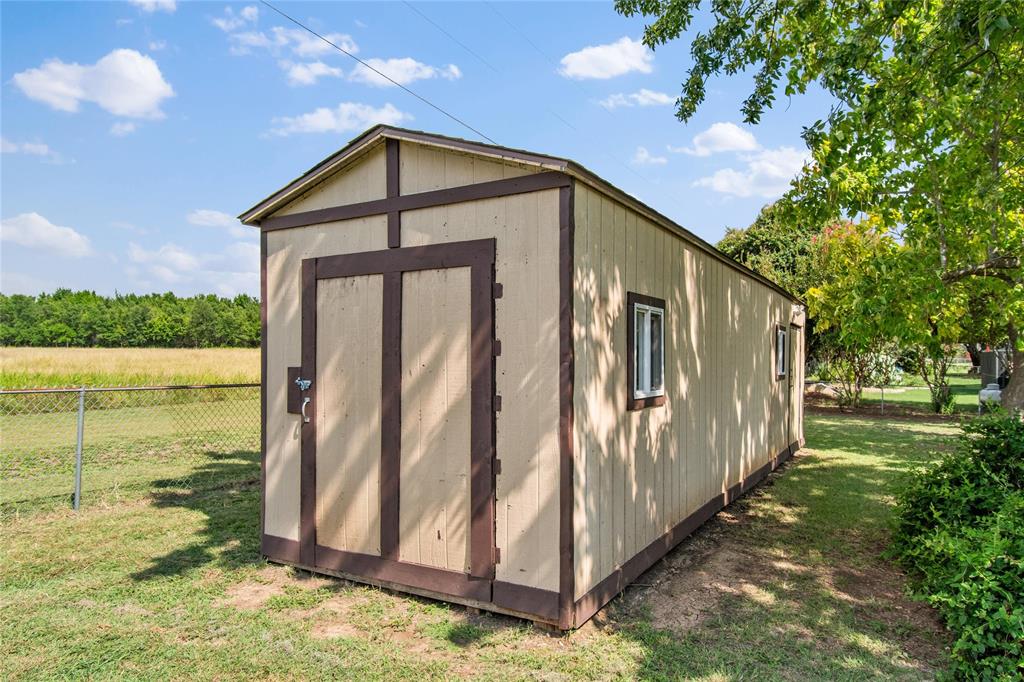 Lakebreeze Estate - Residential