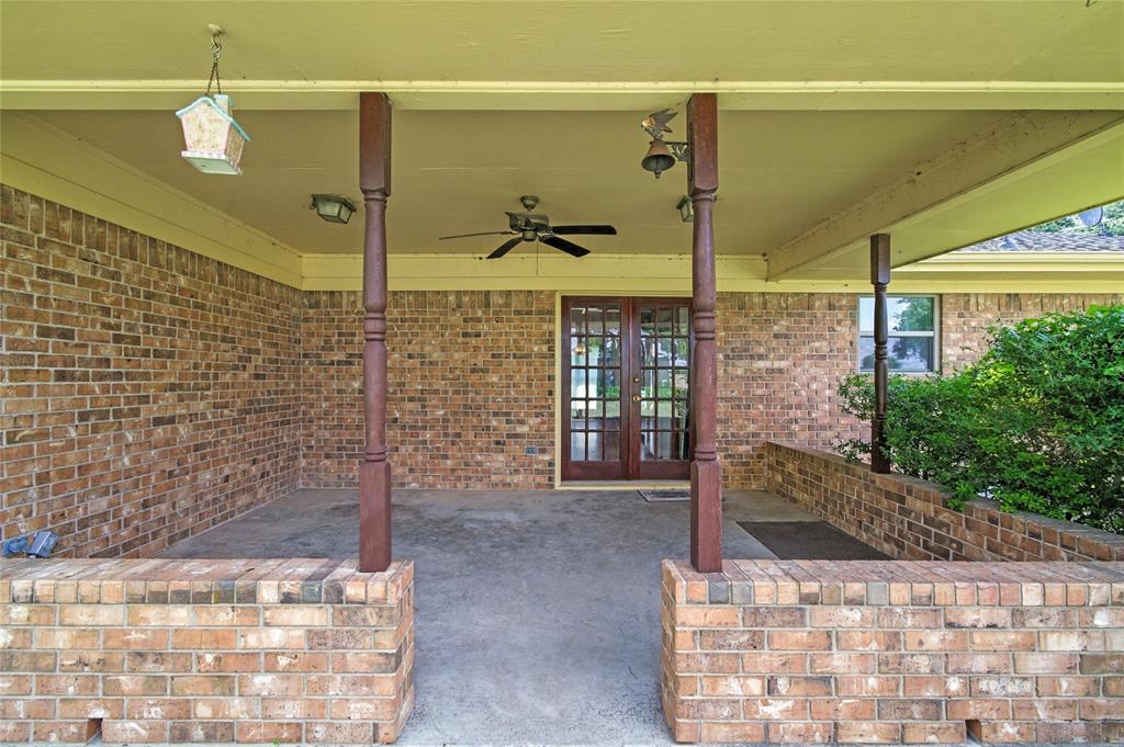 Lakebreeze Estate - Residential