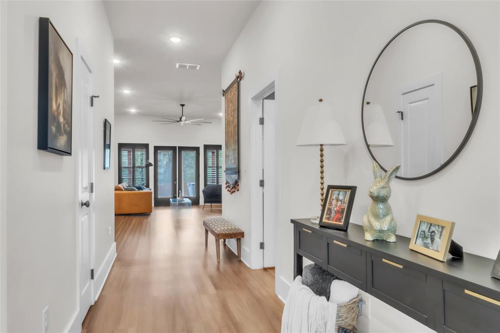 Lone Oak - Residential