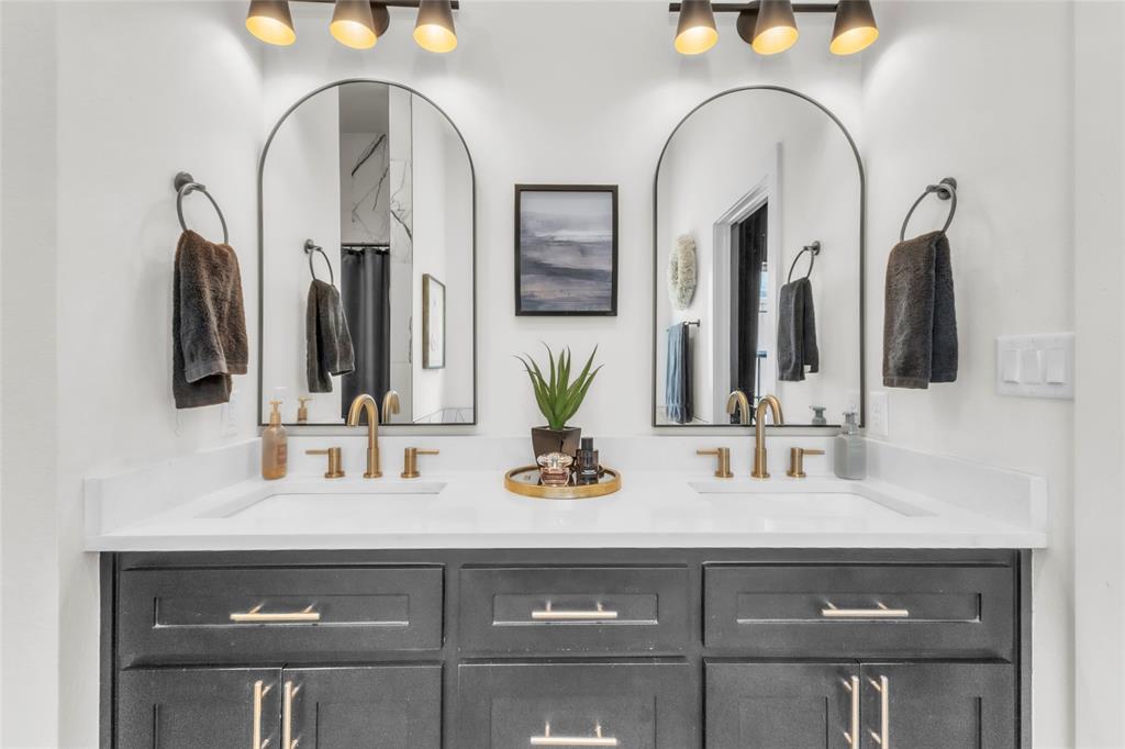 Lone Oak - Residential