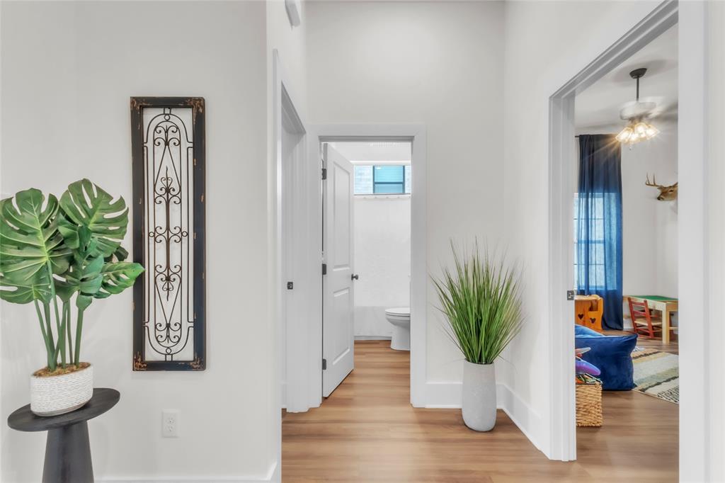 Lone Oak - Residential