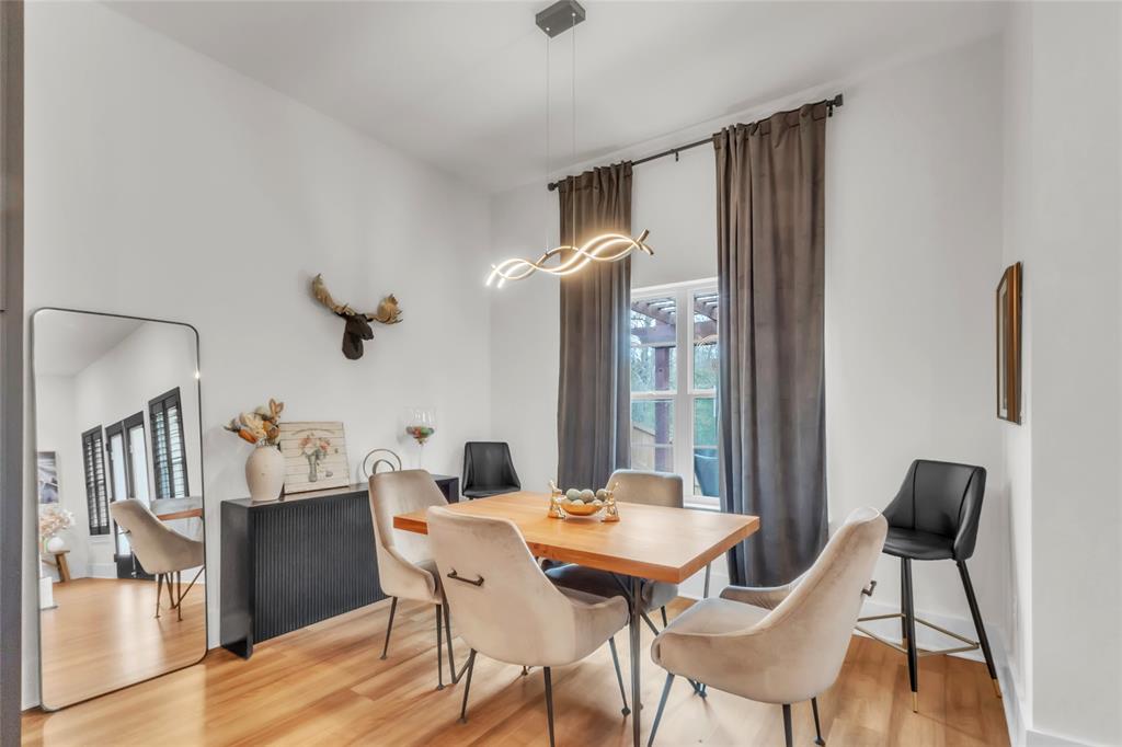 Lone Oak - Residential