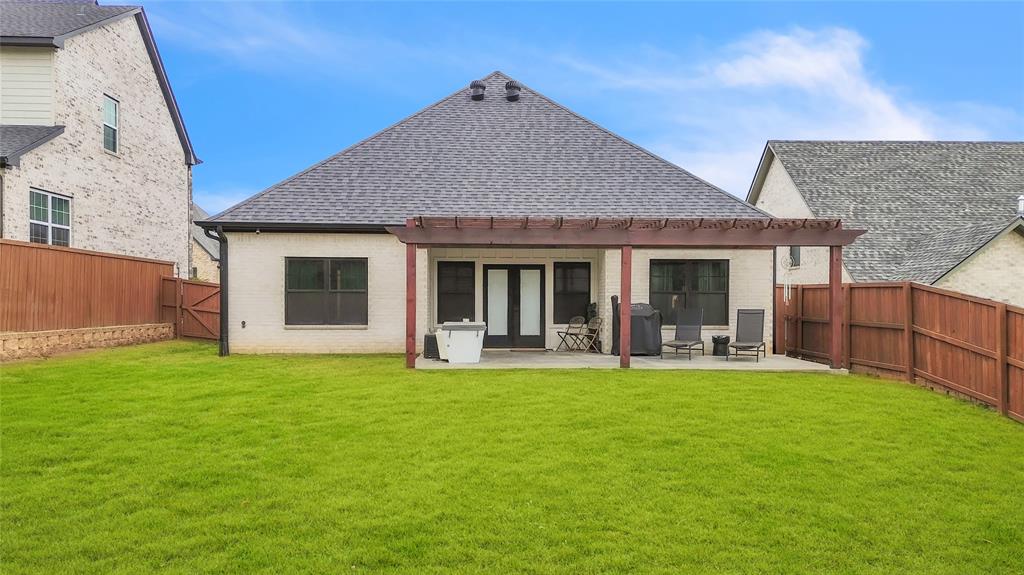 Lone Oak - Residential