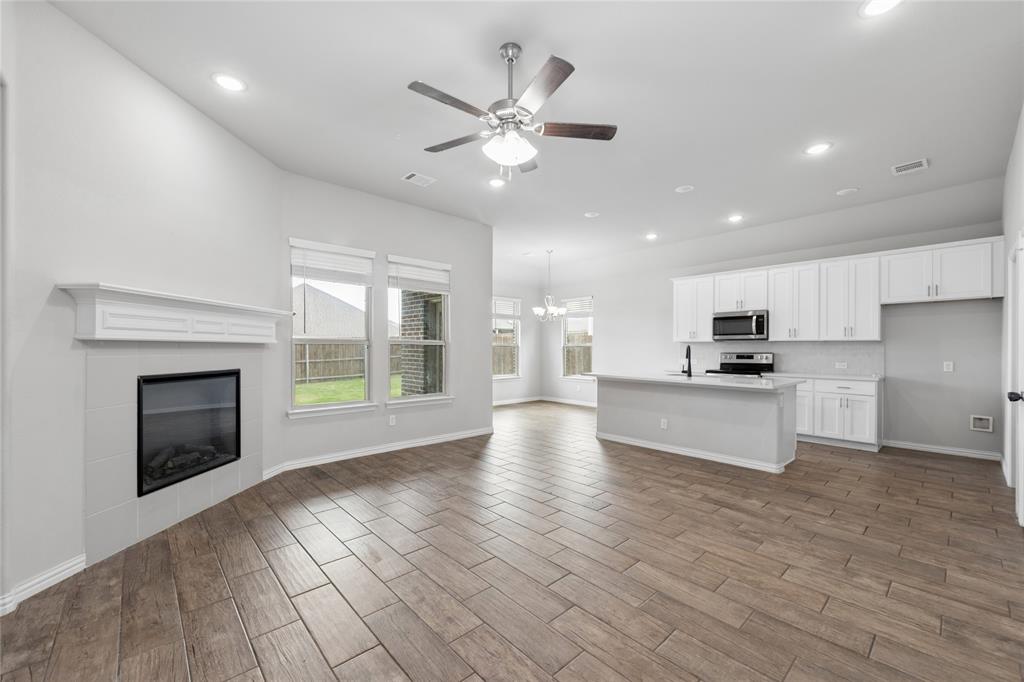 535 Hillcrest Circle