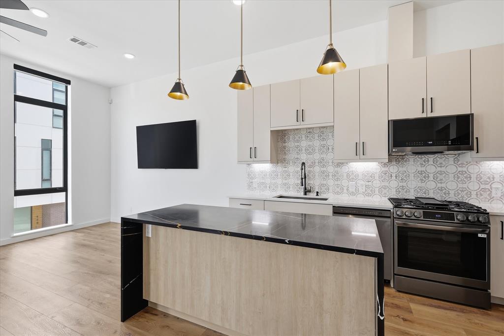 S O Moodies Sub - Residential