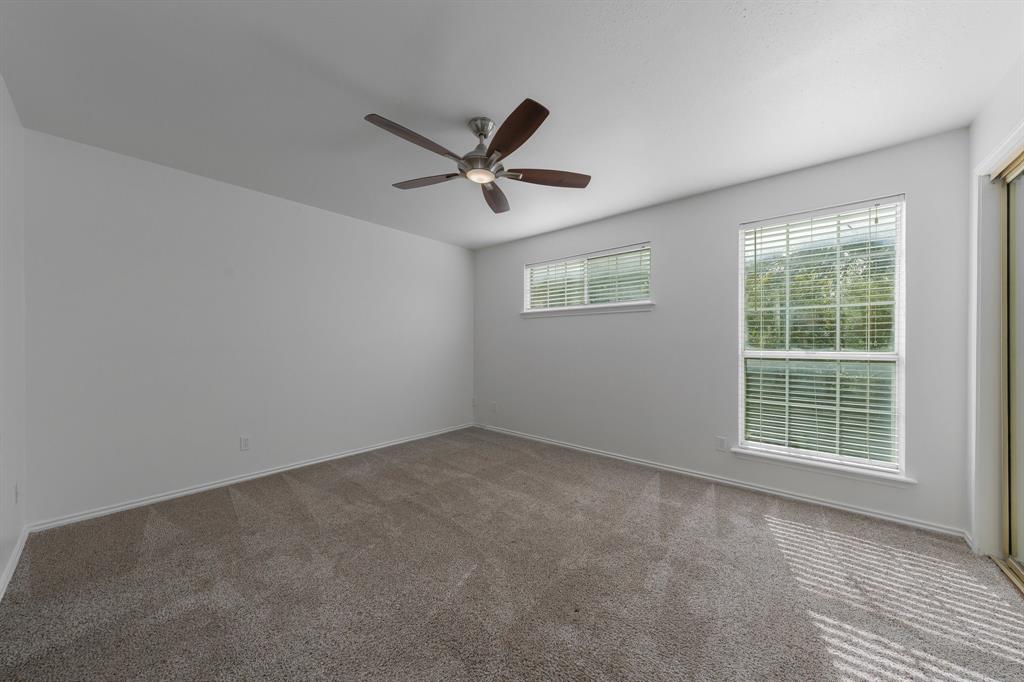 Lakewood Place Condo - Residential