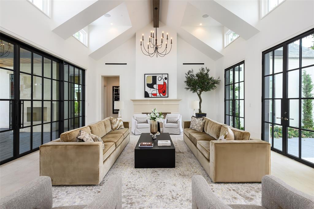 CRESPI ESTATES - Residential