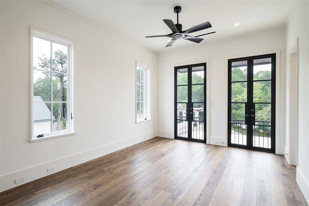 CRESPI ESTATES - Residential