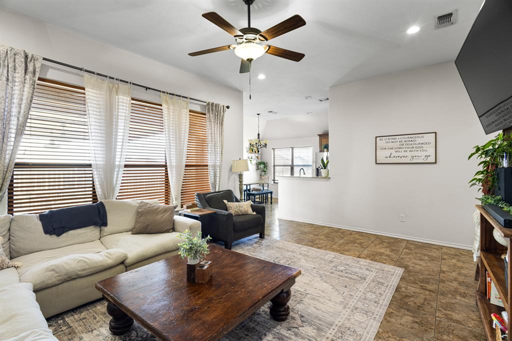 9108 Parkview Circle