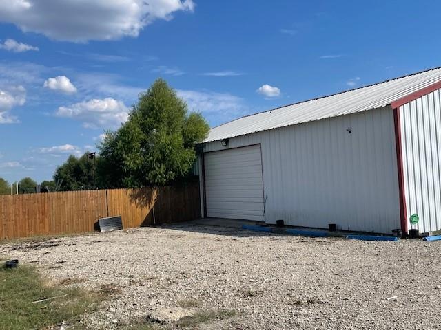 N - Commercial Lease