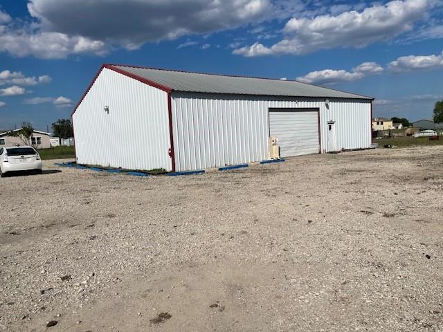 N - Commercial Lease