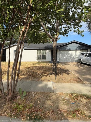 2820 LARAMIE ST, IRVING, TX 75062 - Image 8e96d5bc65d3a533f1e9f0ea37cc8acd/713941109