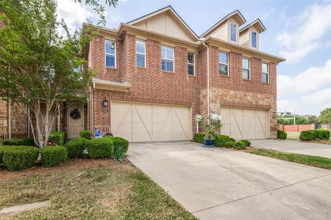 Photo of 416 Hunt Drive, Lewisville, TX 75067 (MLS # 21223241)