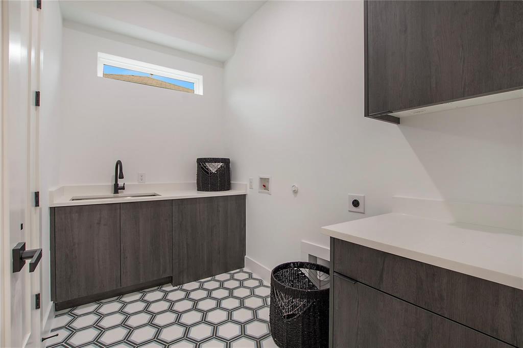 Crest Haven Place - Residential