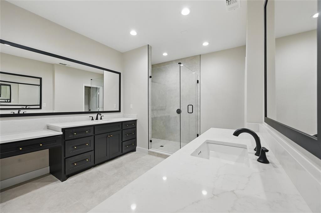 Flower Mound, Texas 75022, United States, 4 Bedrooms Bedrooms, ,4 BathroomsBathrooms,Residential,Pending,141402