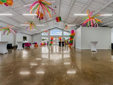 Tiny photo for 2330 Langford Street, Dallas, TX 75208 (MLS # 20477023)