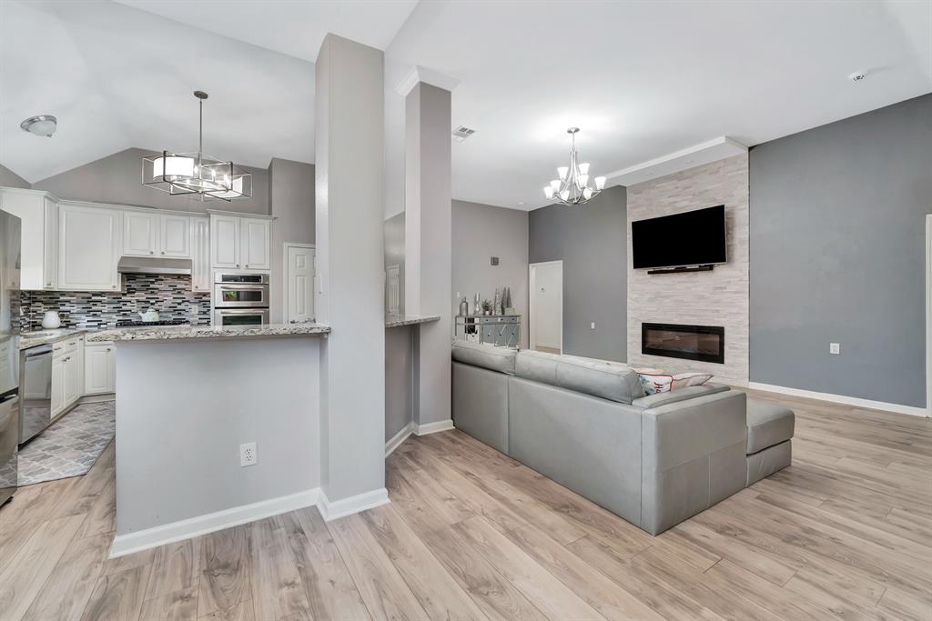 8412 Pioneer Drive