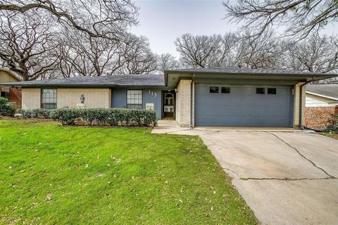 113 Clinton Street Burleson TX 76028