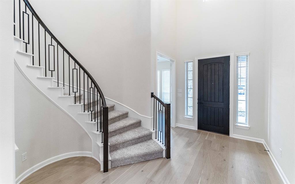 1419 Diamond Drive
