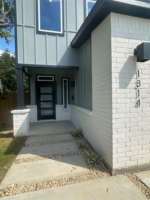1314 Diceman Avenue
