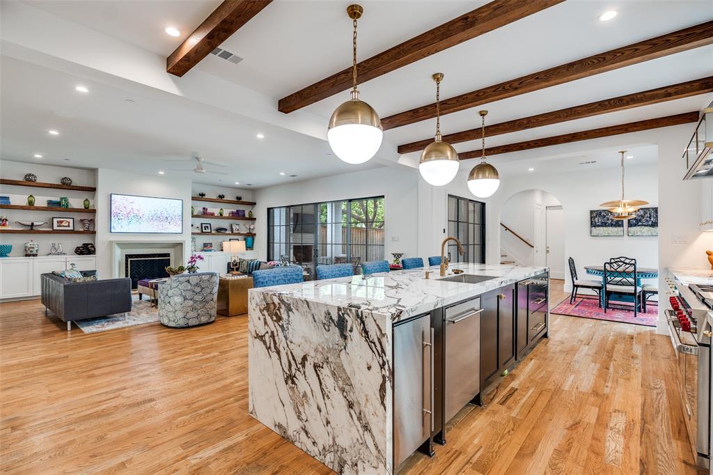 University Hlnds Add - Residential