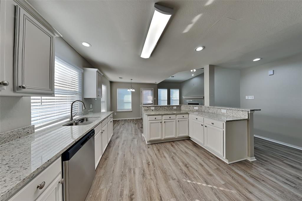 Fossil Park Estates - Residential Lease