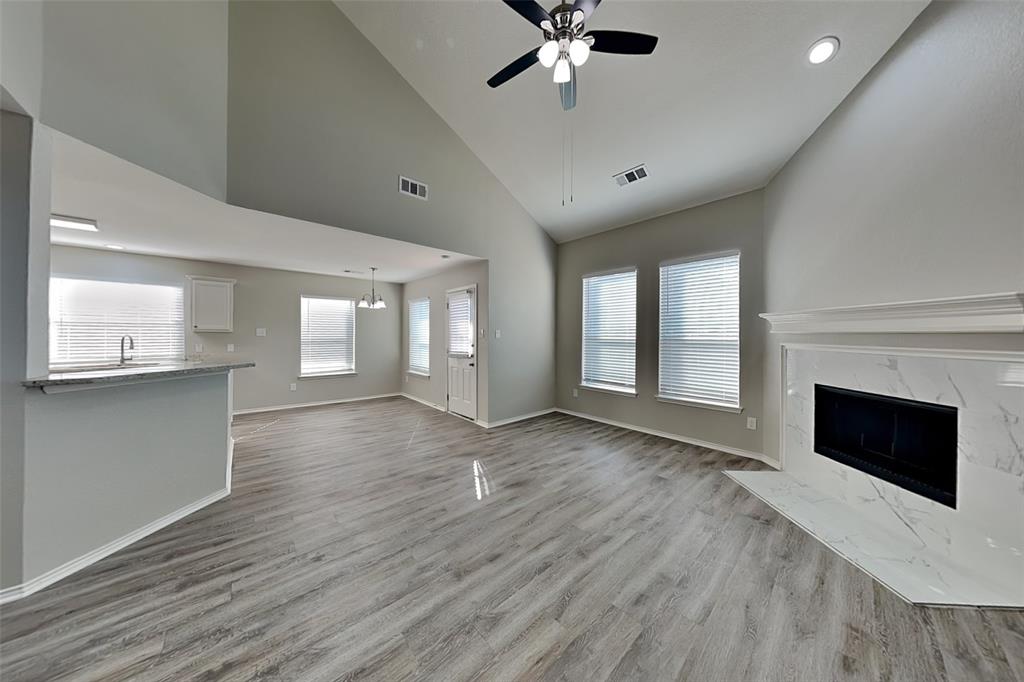 Fossil Park Estates - Residential Lease