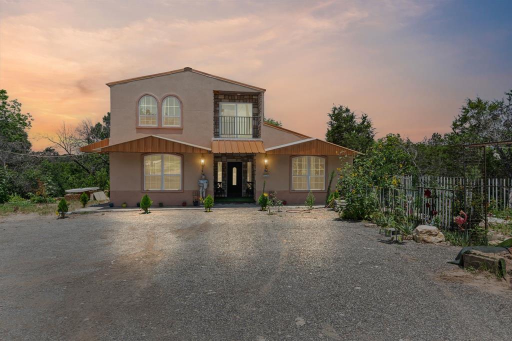 340 Western Lake Drive