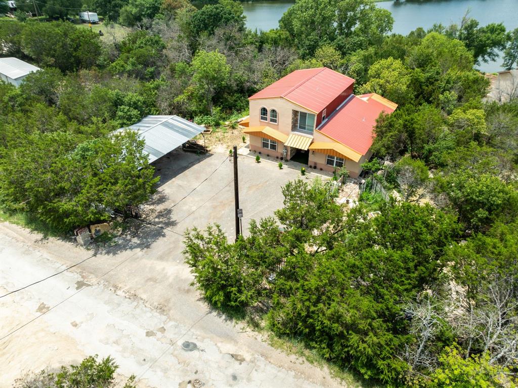 340 Western Lake Drive