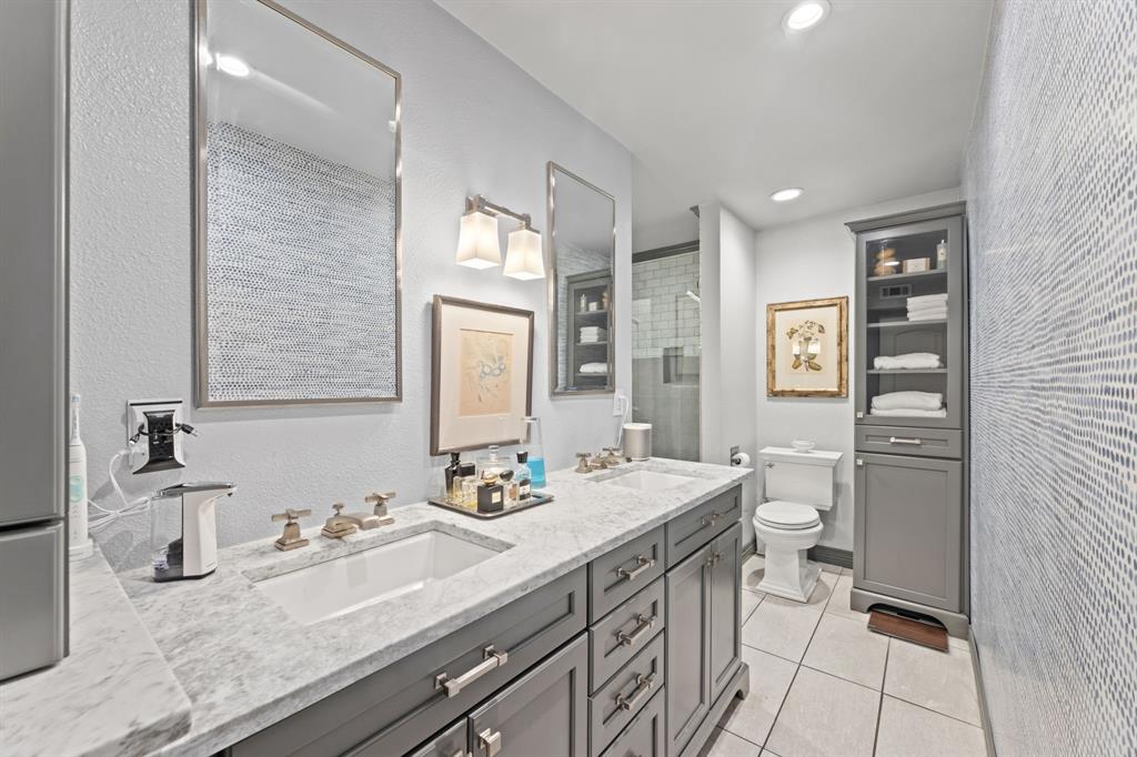 5055 Cedar Springs Road 242