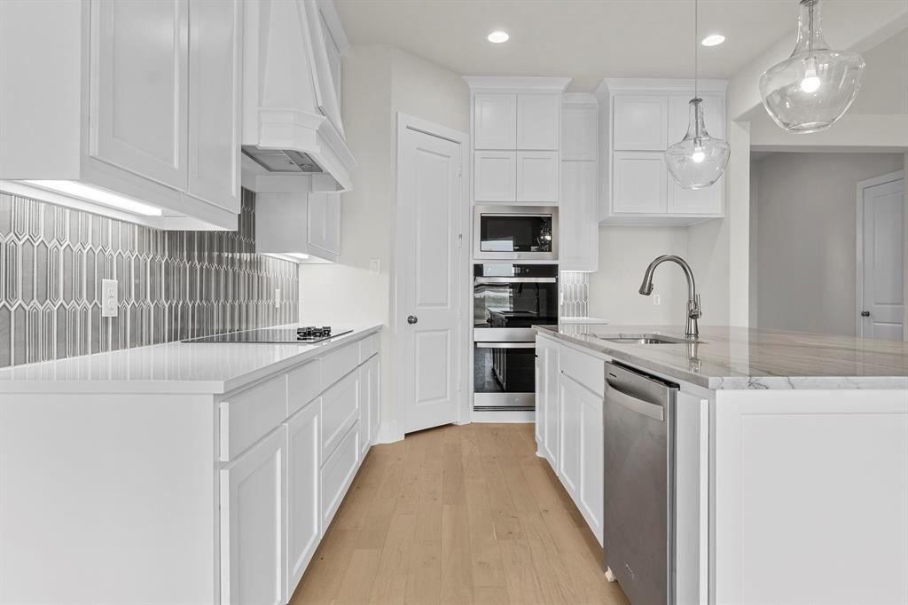 Lakeridge Estates - 1 Acre Lots - Residential