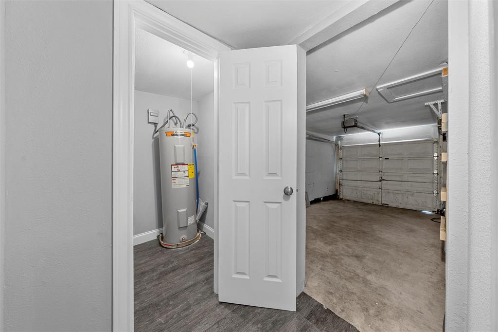 Castle Crest - Residential Lease