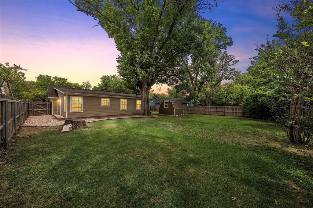 Castle Crest - Residential Lease