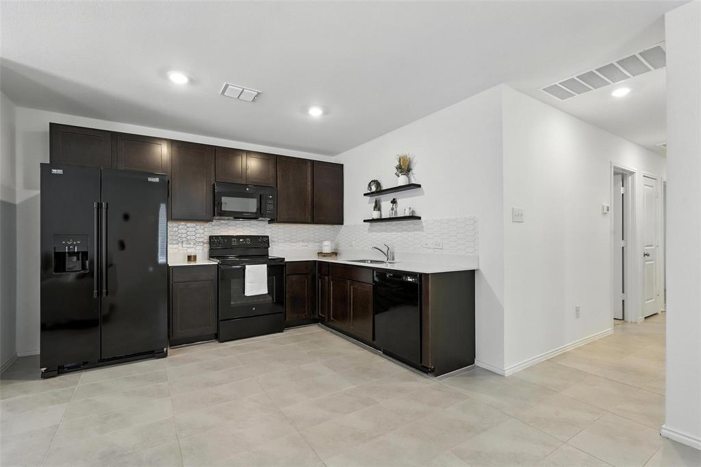 Risinger Court Condos - Residential