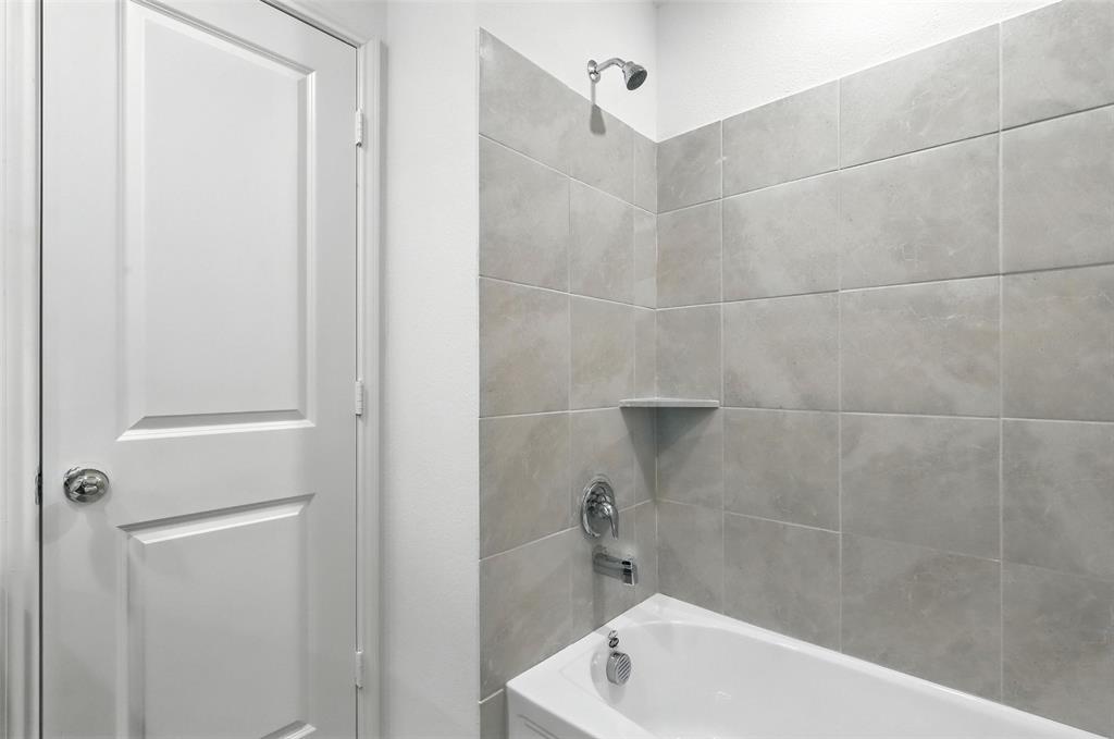 Risinger Court Condos - Residential