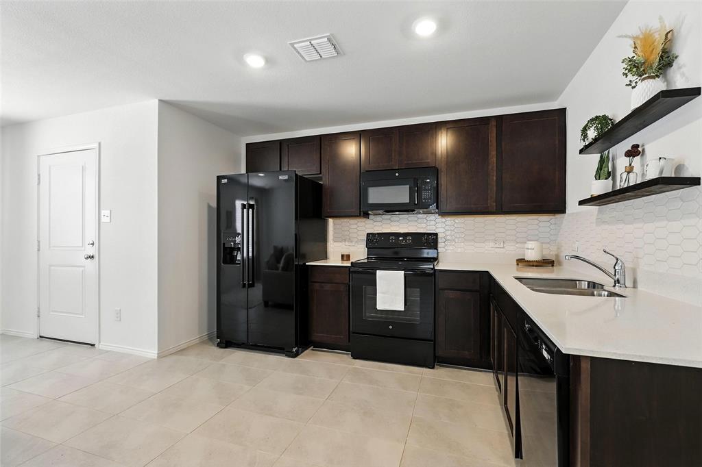 Risinger Court Condos - Residential