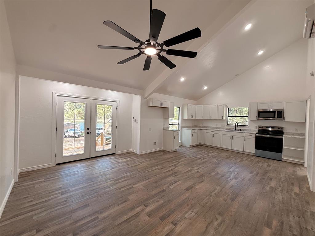 Clear Lakes, Zone 1 - Residential