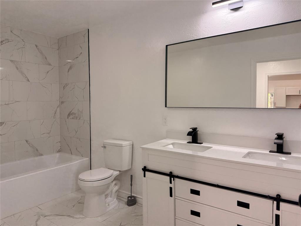 Clear Lakes, Zone 1 - Residential