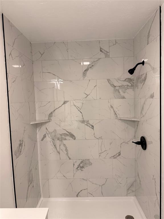 Clear Lakes, Zone 1 - Residential