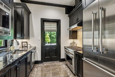 Tiny photo for 1121 Post Oak Place, Westlake, TX 76262 (MLS # 21064954)