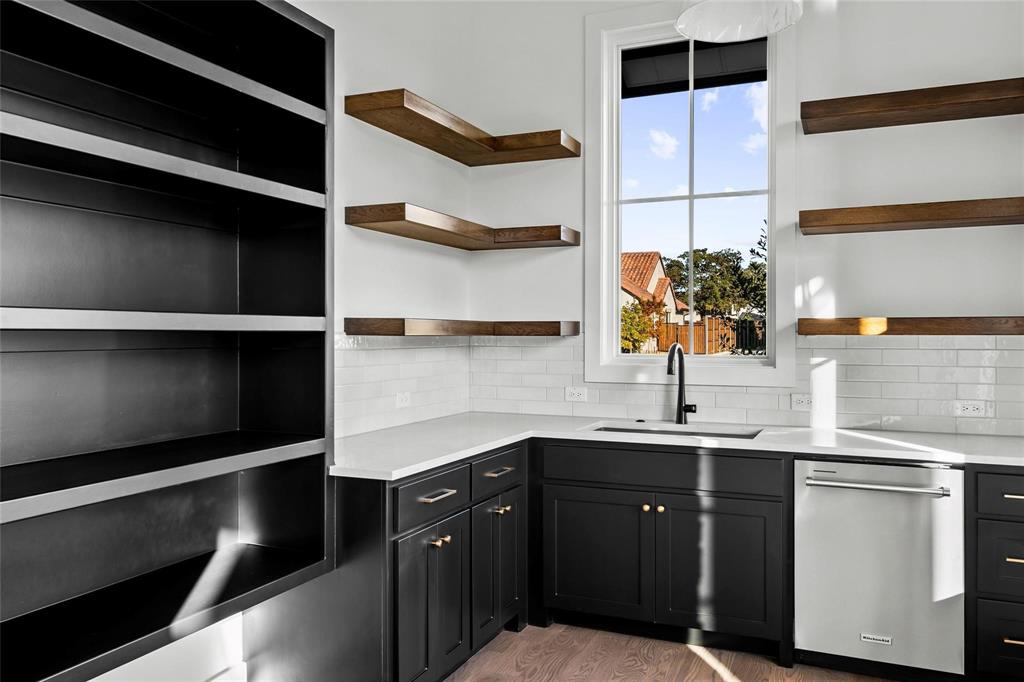 Preston Manor - Residential