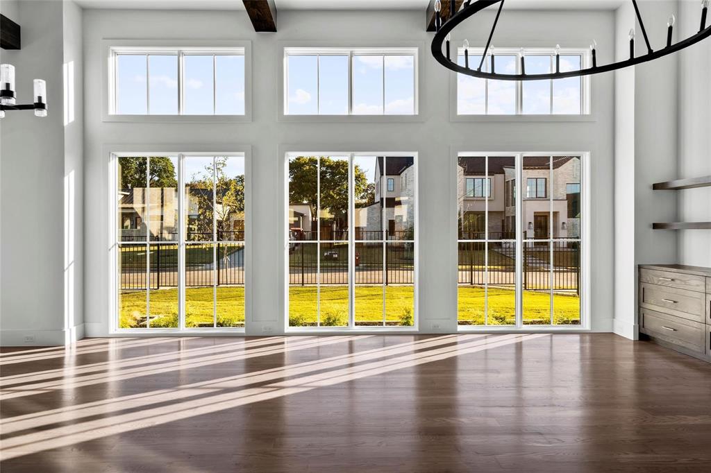 Preston Manor - Residential