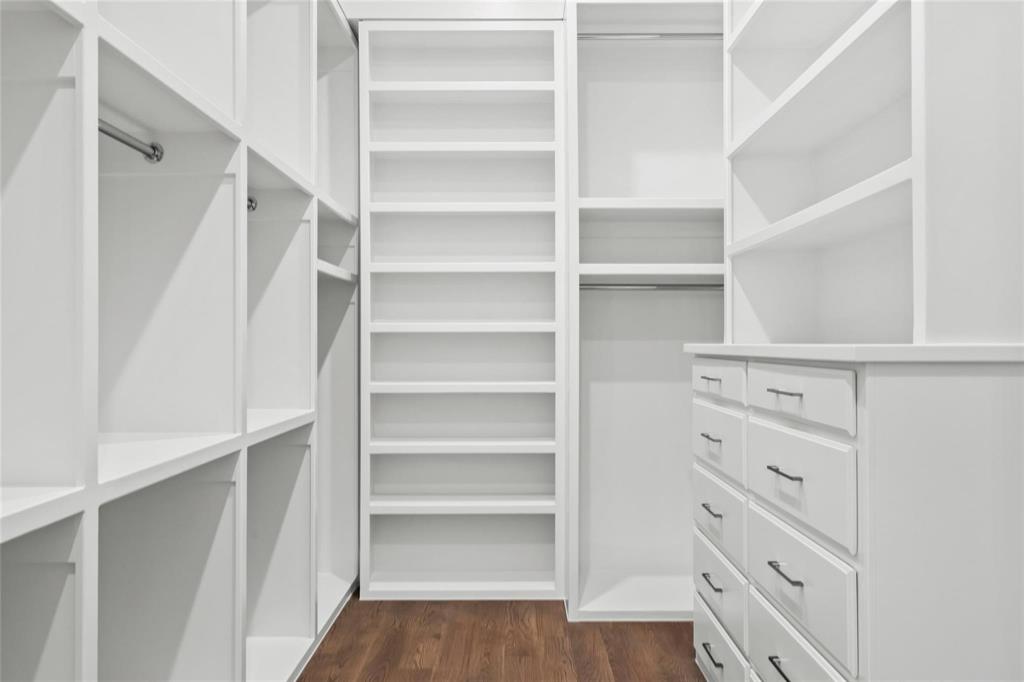 Preston Manor - Residential