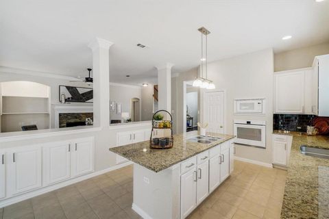 Tiny photo for 2006 Hayden Lane, Corinth, TX 76210 (MLS # 21209967)