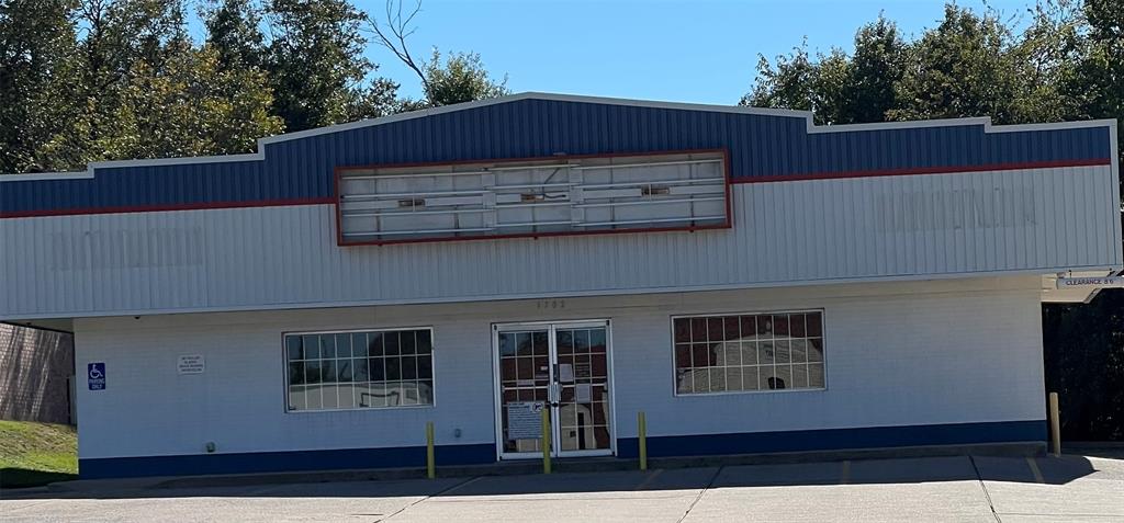 Bill Evans Add - Commercial Lease