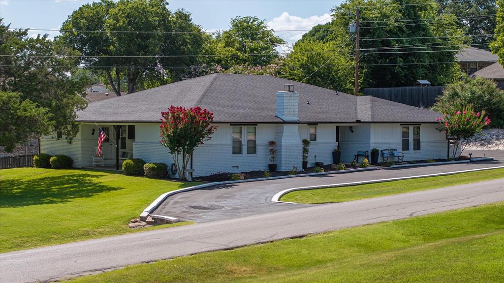 Decordova Bend Estate - Residential